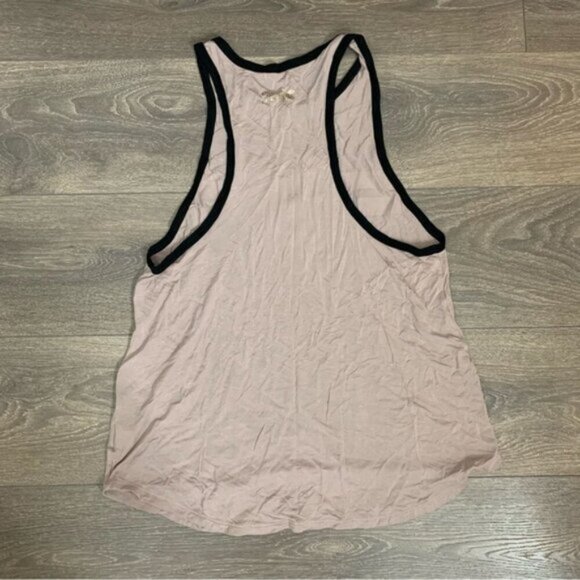 PINK Victoria's Secret Drop It Like A Squat Graphic Tank Top Gray - Picture 9 of 9